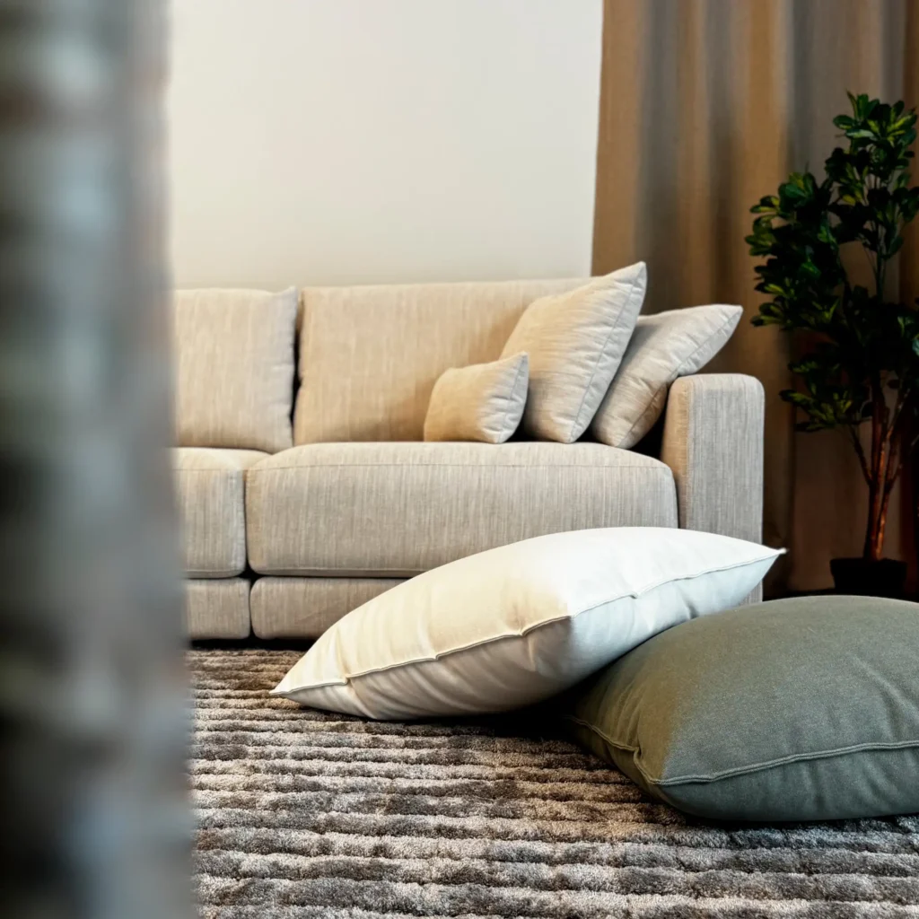 Sofás a medida - modelo Serena de Ocre Barcelona.